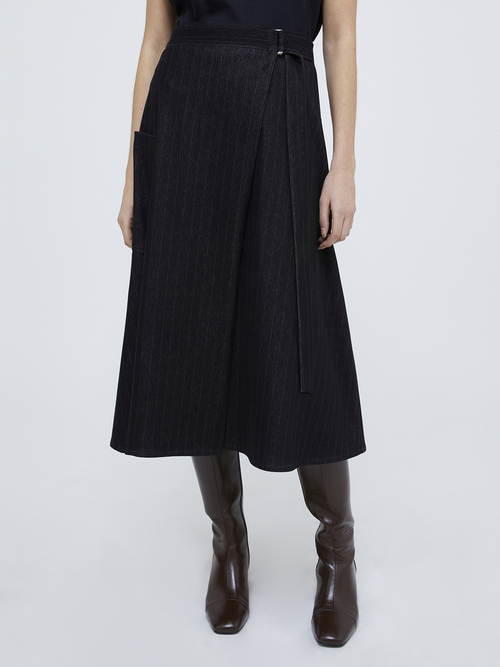  ピンストライプ ジャージー ミディ スカート