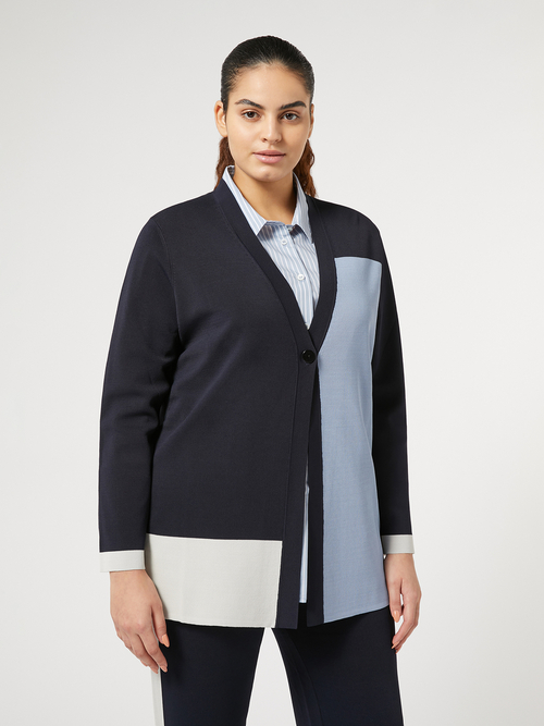 Vネック カーディガン(※ブランド独自サイズ)