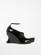 アンクルストラップ ウェッジ パンプス